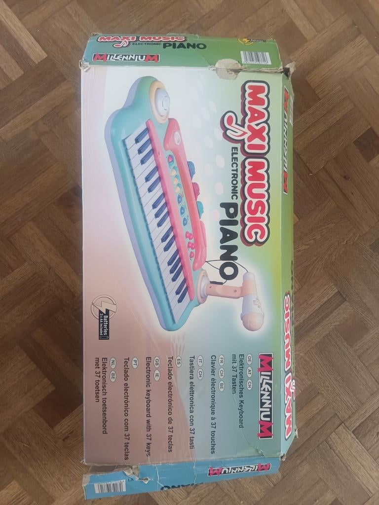 Piano, Muziek en Instrumenten, Ophalen of Verzenden, Zo goed als nieuw