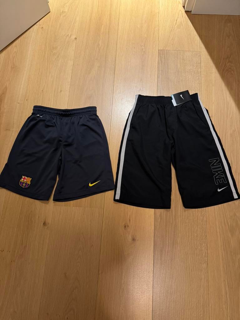 2 Nike Dri-Fit M shorts, Ophalen, Nike, Jongen, Nieuw