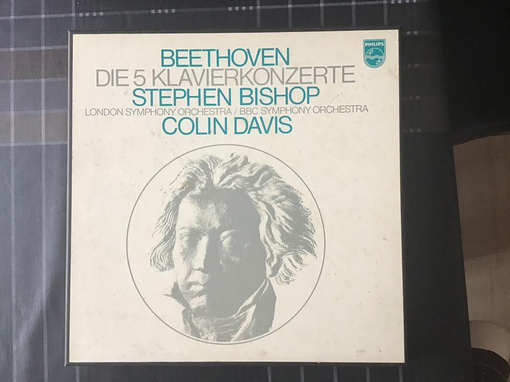 Box. Met 4 langspeelplaten met klavierconcert van Beethoven, Ophalen, Zo goed als nieuw