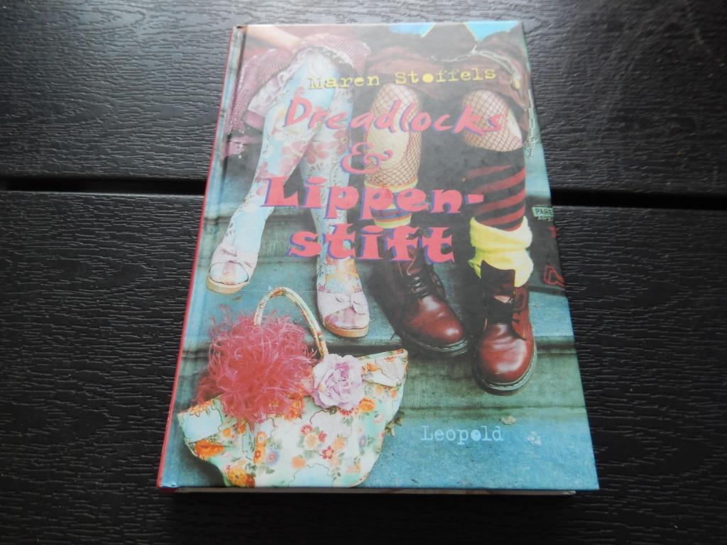 3 boeken van Maren Stoffels (zgan), Enlèvement, Comme neuf