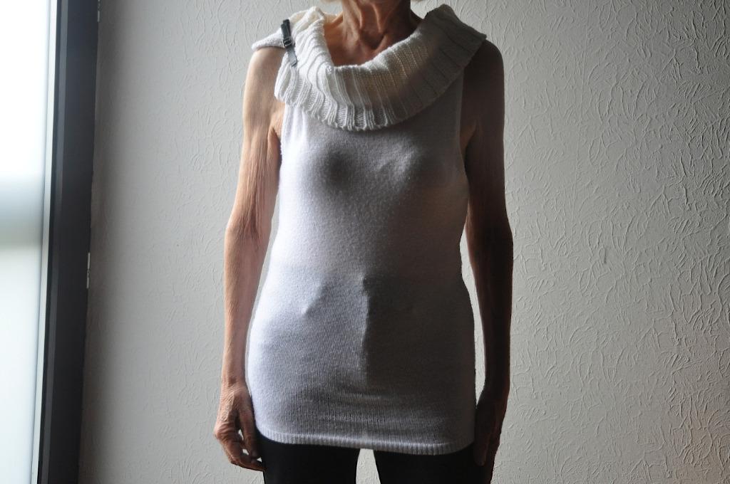 Wit mouwloos truitje met wijde kraag - maat 38, Kleding | Dames, Truien en Vesten, Zo goed als nieuw, Maat 38/40 (M), Wit, Ophalen of Verzenden