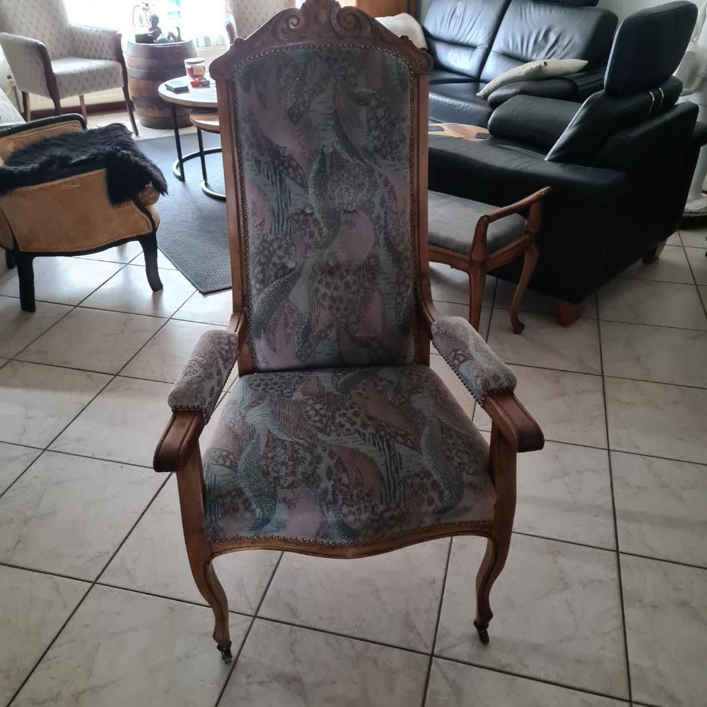 Oma Stoel, Ophalen