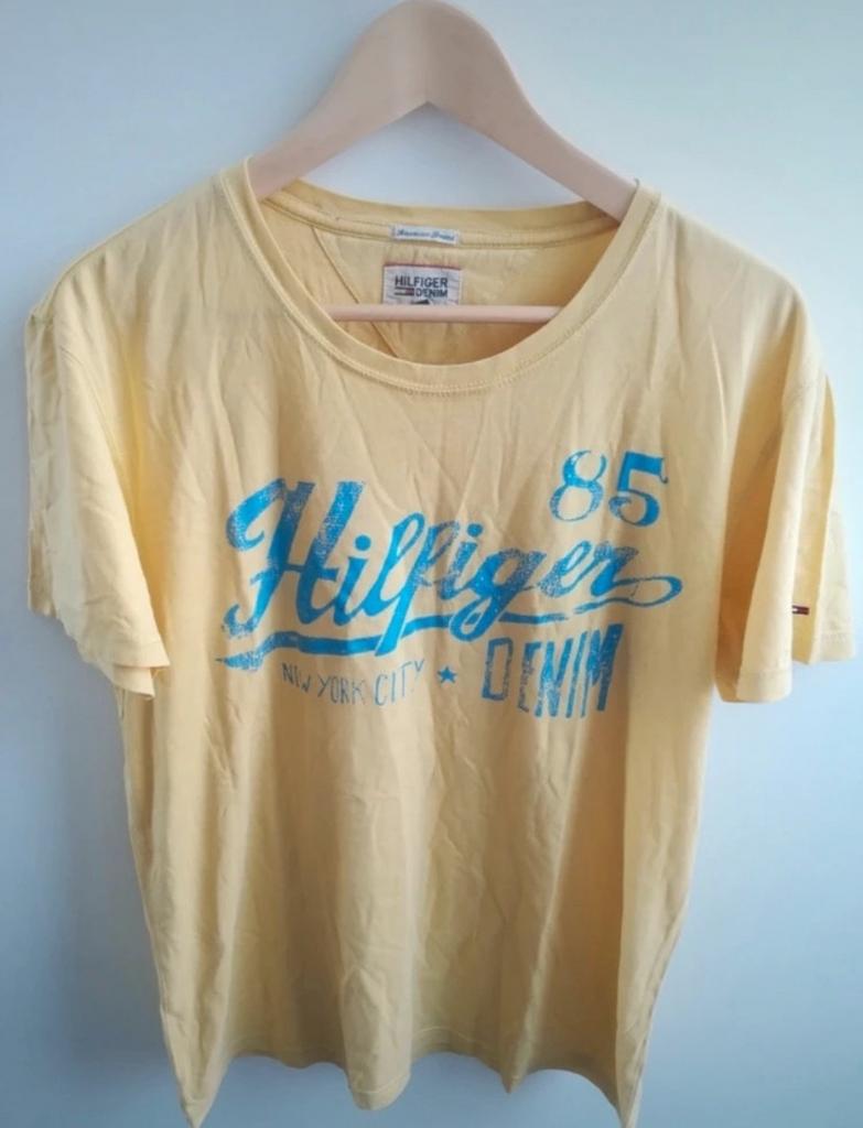 T-shirt Tommy Hilfiger - Maat L, Maat 52/54 (L), Geel, Ophalen of Verzenden, Tommy hilfiger
