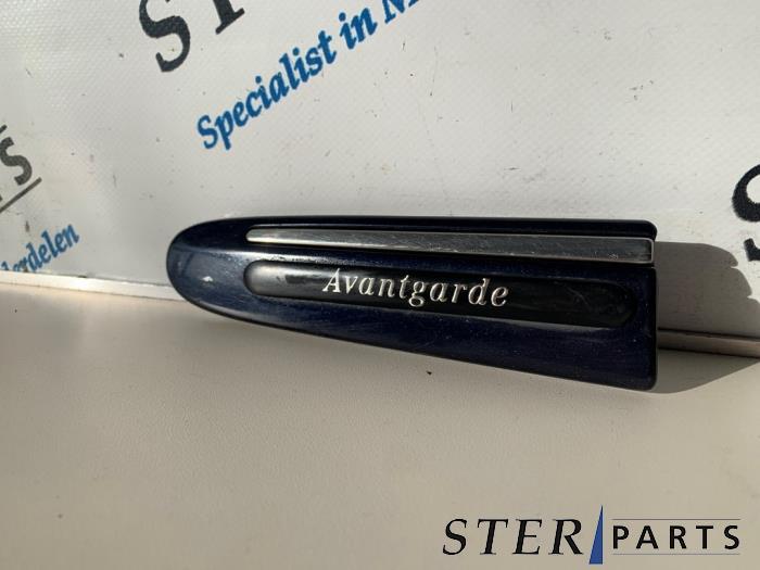 Bande décorative d'un Mercedes E-Klasse, Enlèvement ou Envoi, 3 mois de garantie, Utilisé, Mercedes-Benz