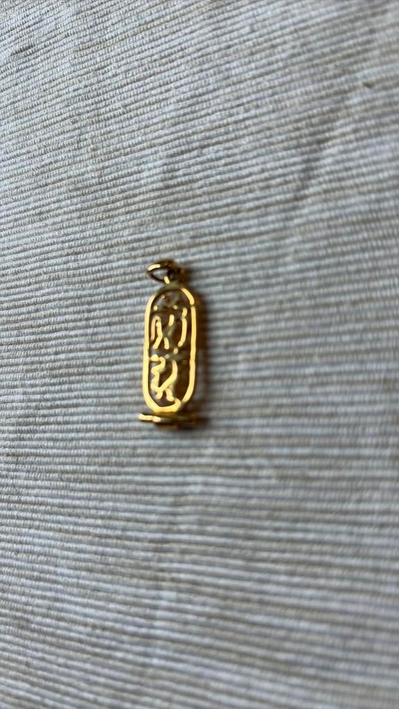 Pendentif en faux or, Enlèvement, Comme neuf