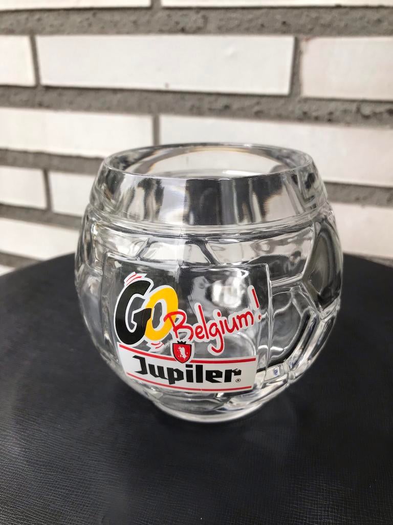 Bierglas Jupiler, in bal vorm., Ophalen of Verzenden, Bierglas