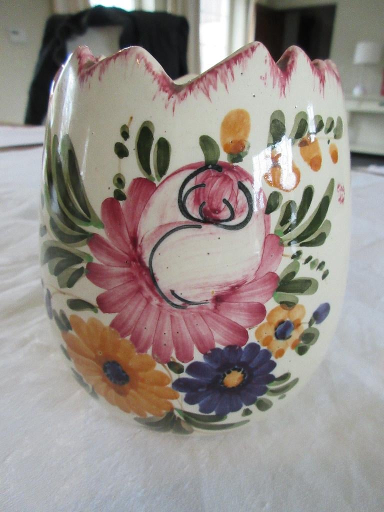 Beau vase en céramique en forme d'oeuf décoration colorée, Antiquités & Art, Antiquités | Céramique & Poterie, Enlèvement