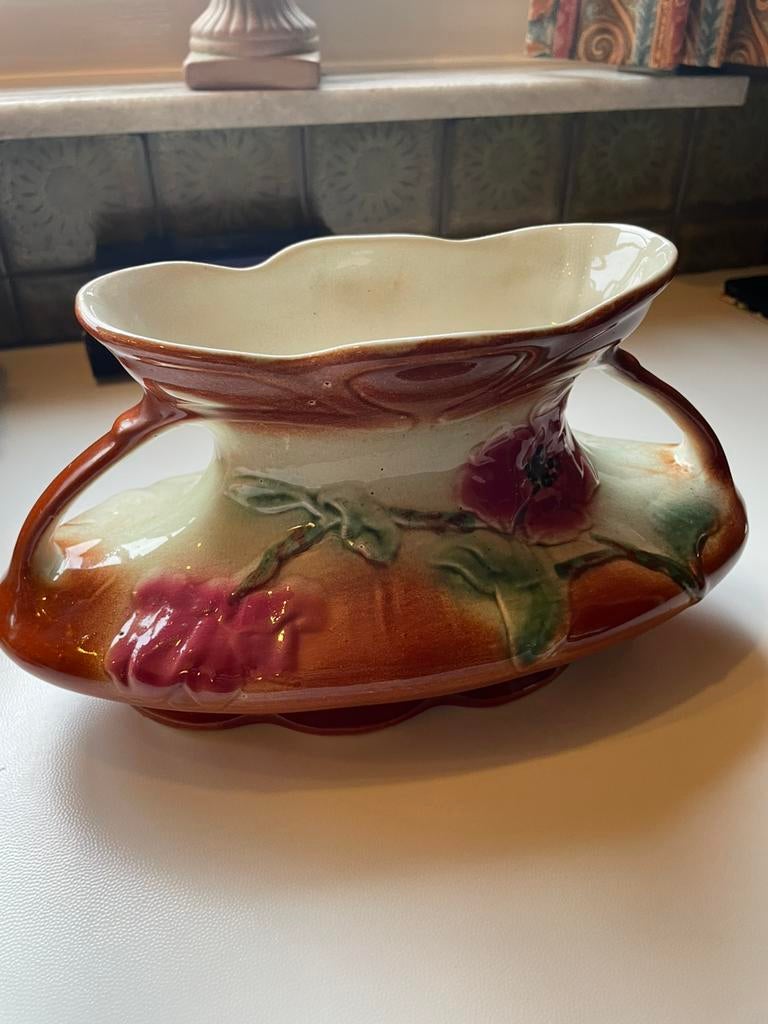 Vase en poterie antique, Enlèvement