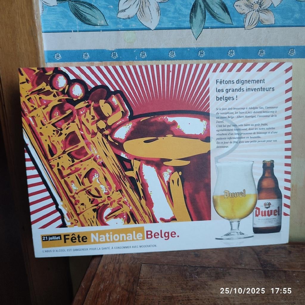 Kartonnen reclame van DUVEL.
Belgische nationale feestdag., Verzamelen, Biermerken, Ophalen of Verzenden, Nieuw, Reclamebord, Plaat of Schild