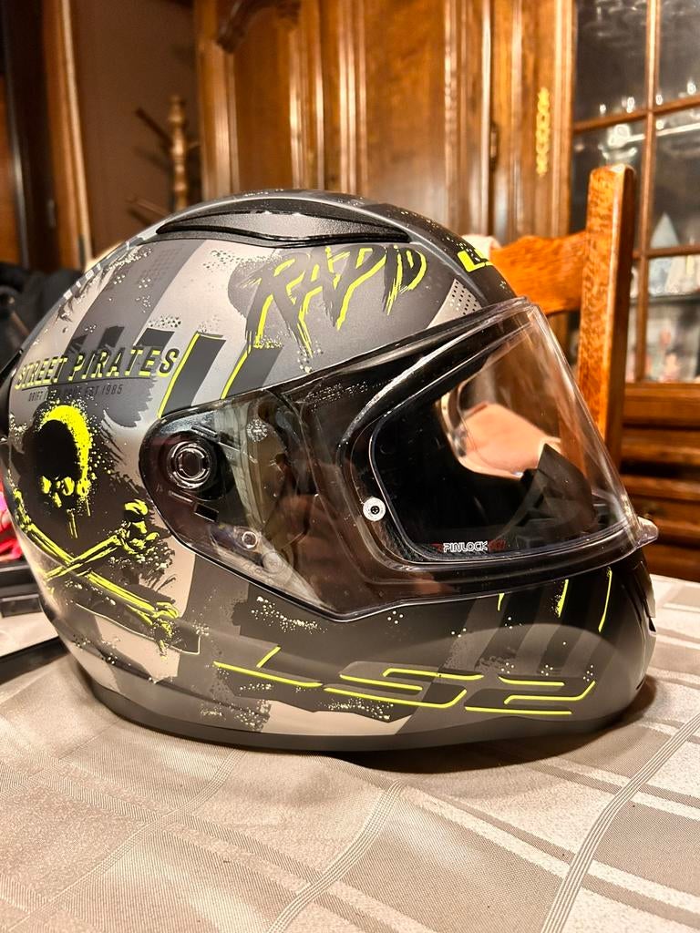 Moto helm  , broek en schoenen, Ophalen, M
