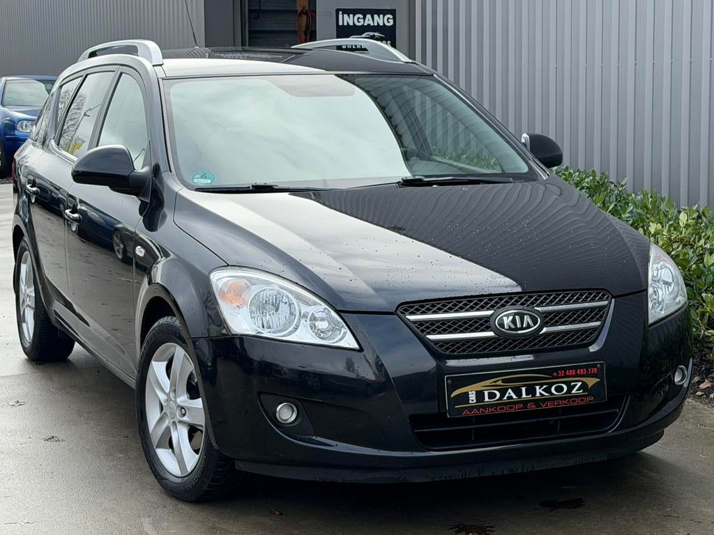 Kia Ceed•1.6•1ste eig•Airco•Trekhaak•OHB•Goede staat!2008, Auto's, 1502 kg, Zwart, 4 cilinders, 128 kW