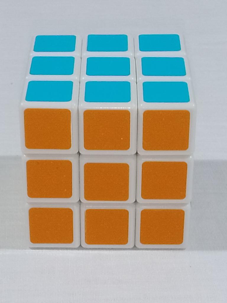 Game Kubus - 3 x 3, Hobby en Vrije tijd, Denksport en Puzzels, Ophalen of Verzenden, Minder dan 500 stukjes, Gebruikt, Rubik's of 3D-puzzel