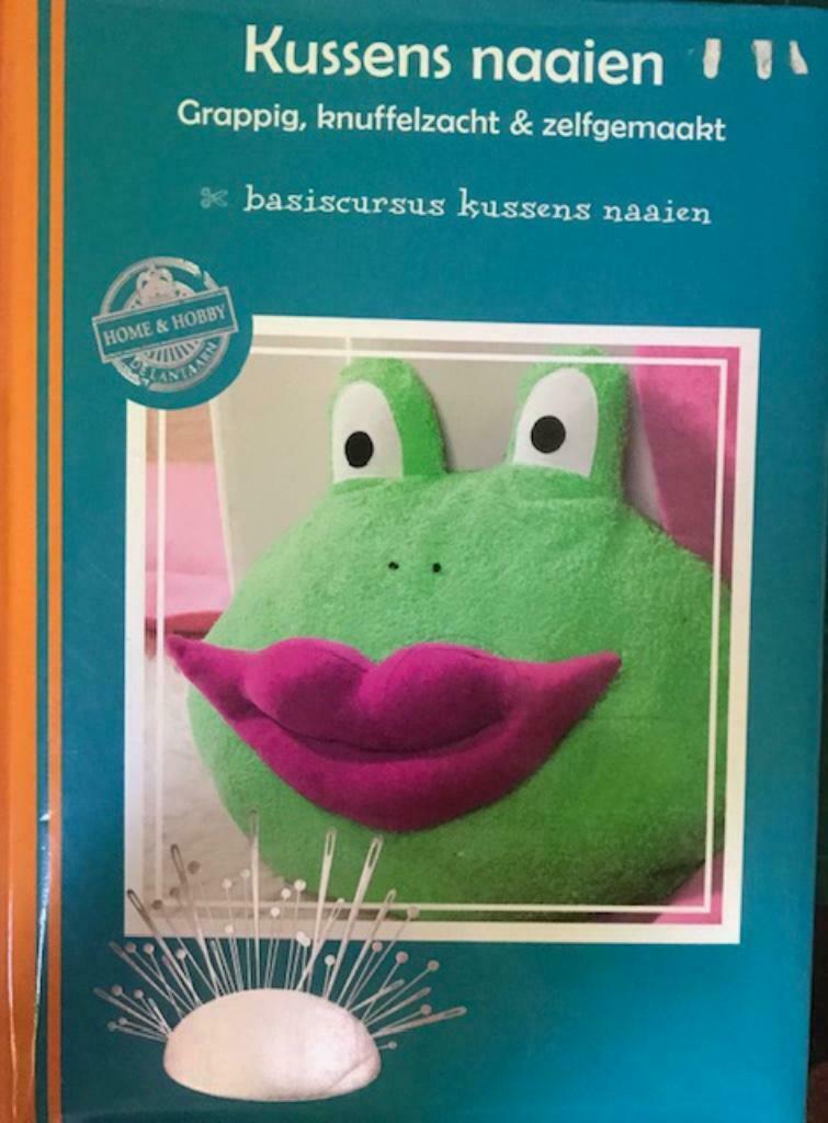 Kussens naaien, Boeken, Ophalen, Borduren en Naaien