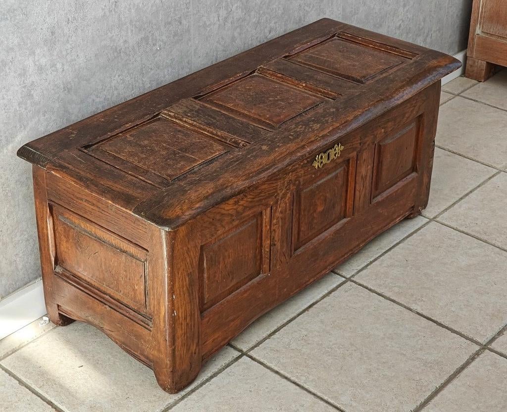 Massive oude eiken Kist, Huis en Inrichting, Woonaccessoires | Kisten, Ophalen, Gebruikt, Eikenhout