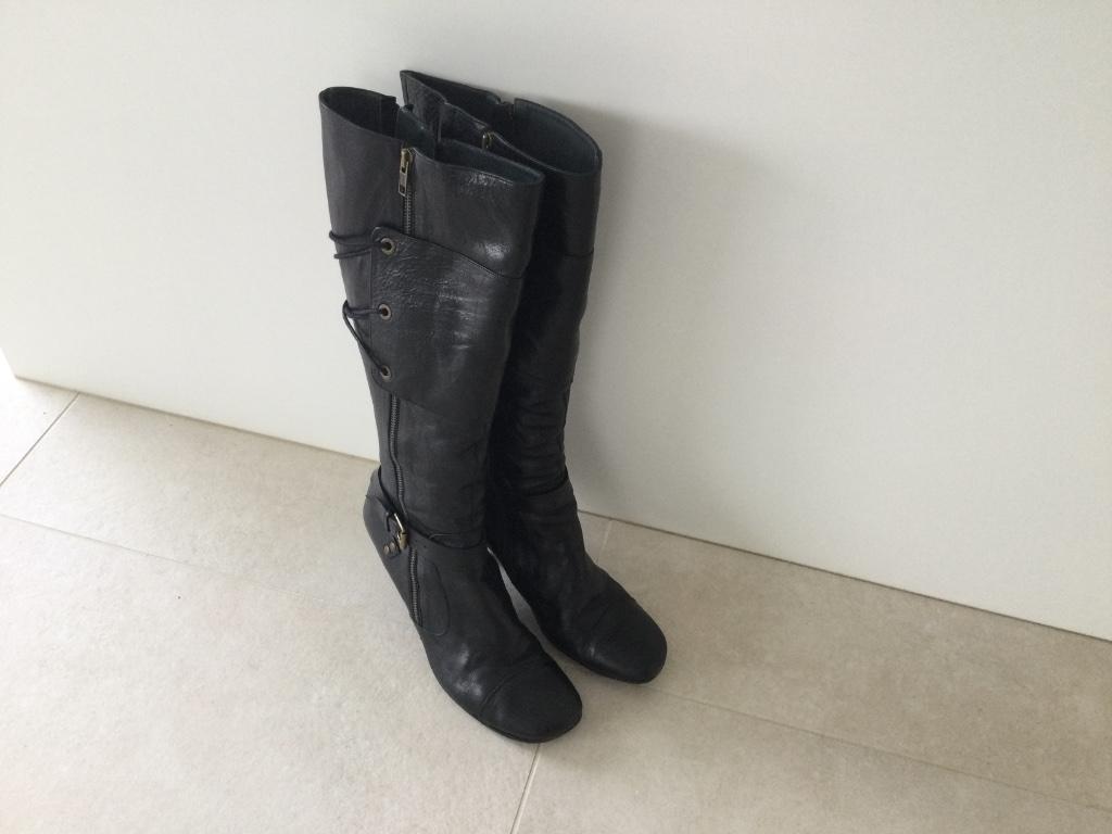 Couture laarzen zwart Muxart 40, Kleding | Dames, Schoenen, Hoge laarzen, Zwart, Ophalen of Verzenden, Zo goed als nieuw