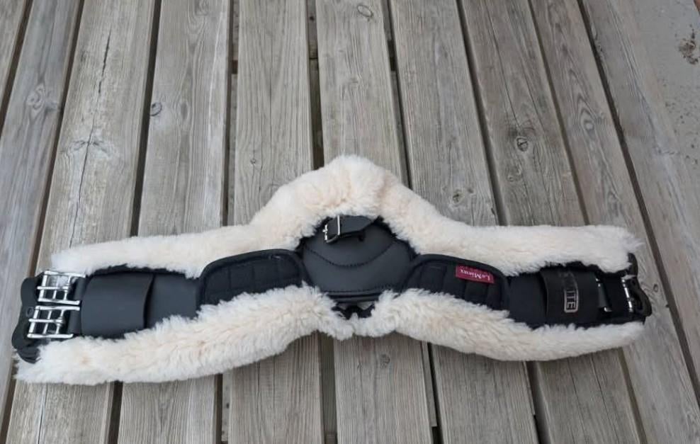 Anatomische dressuursingel + afneembaar bontje, Dieren en Toebehoren, Ophalen
