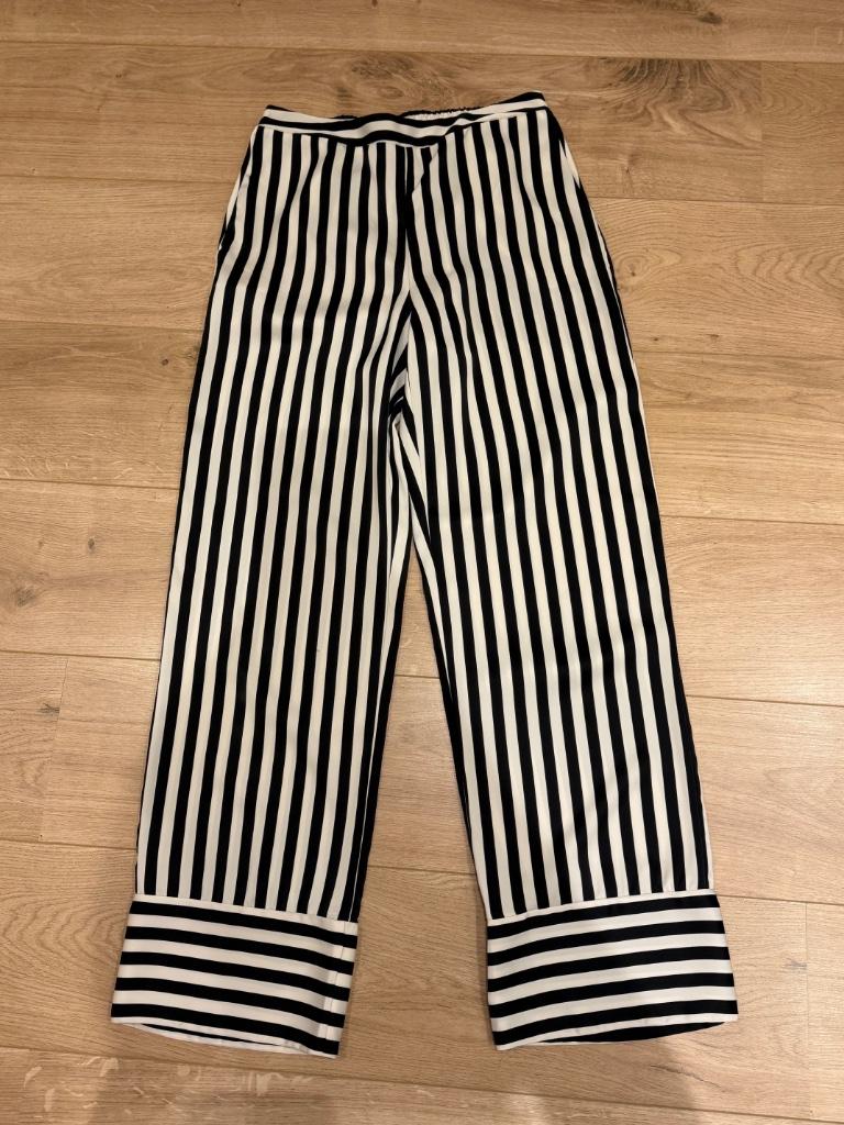 Pantalon Aware (Vero Moda) ligne noir et blanc, Neuf, Enlèvement ou Envoi, Vero Moda, Taille 36 (S)