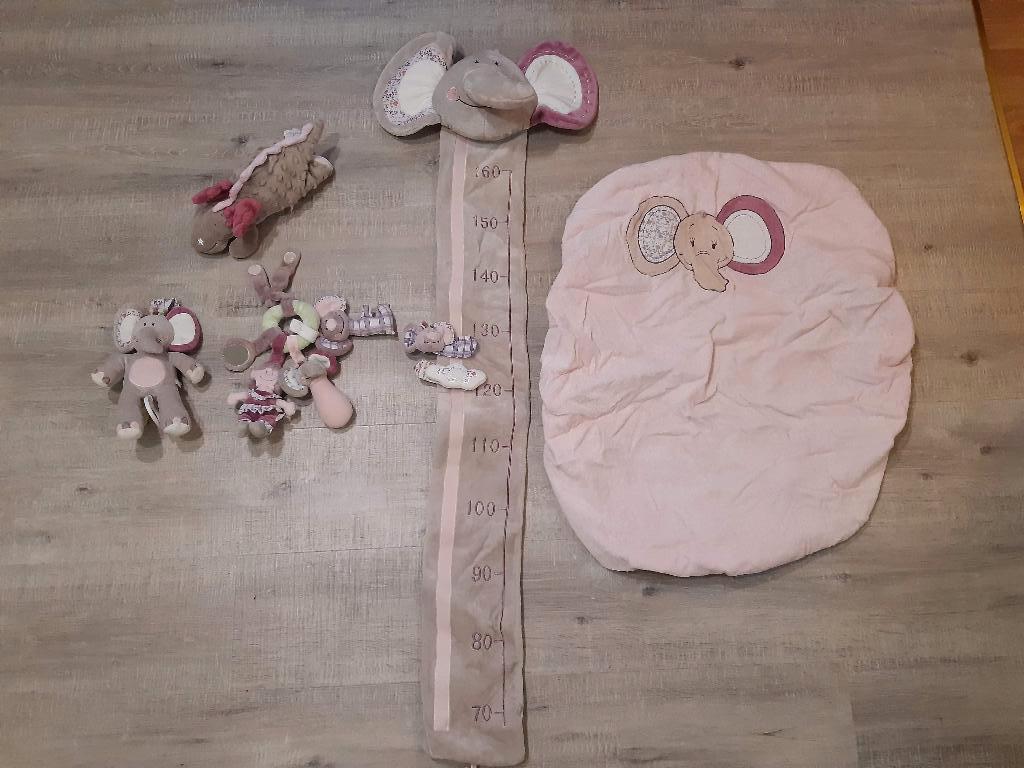 Babyspullen Noukies groeimeter(15€)/ mobieltje 15€ /hoes(5€), Ophalen of Verzenden, Zo goed als nieuw