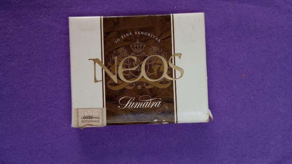sigarendoosje Neos Sumatra, Verzamelen, Ophalen of Verzenden, Gebruikt, Tabaksdoos of Verpakking