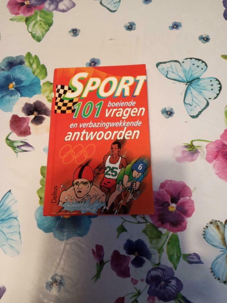 Kinderboek sport 101 boeiende vragen, Ophalen of Verzenden, Zo goed als nieuw, Overige sporten