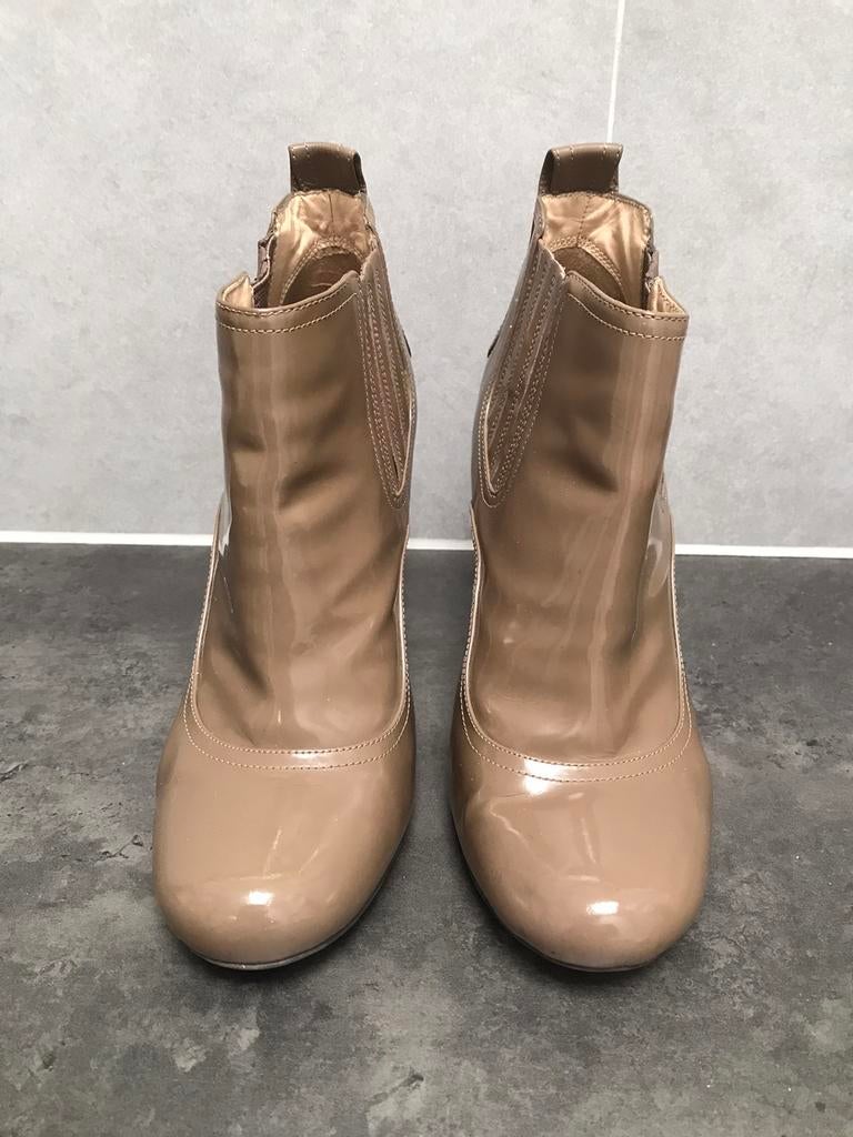 Chaussures à vendre prix par paire 7€, Vêtements | Femmes, Chaussures, Enlèvement ou Envoi, Beige, Comme neuf, Only et guess
