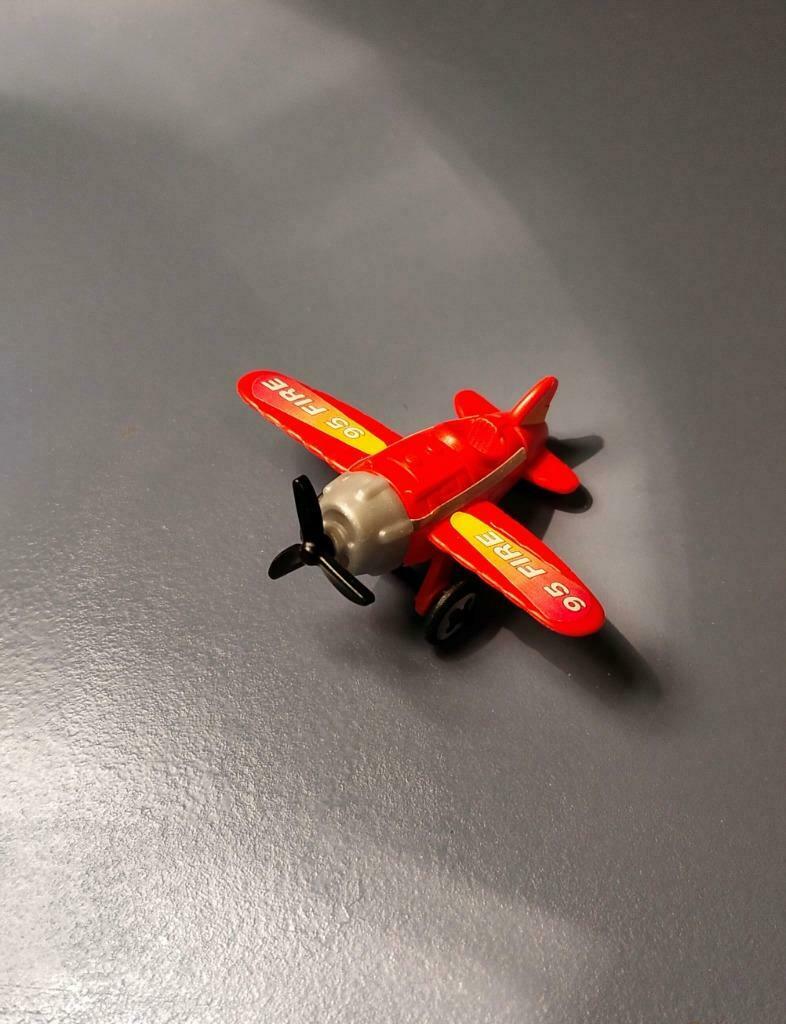 Figurine "Avion rouge – K03 n 94" – KINDER/FERRERO (2003), Ophalen of Verzenden, Gebruikt, K-nummers