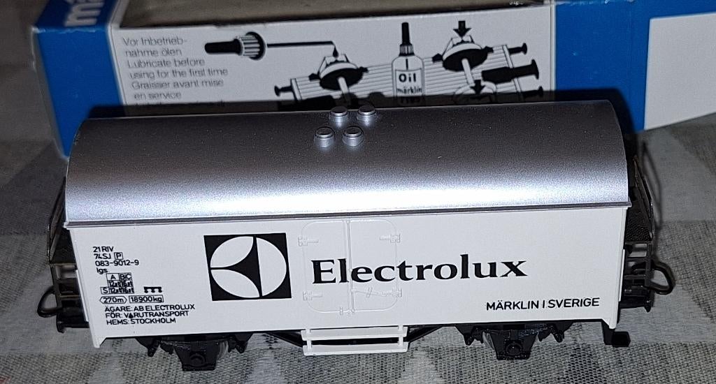 Märklin HO 4415 goederenwagon "Electrolux" van de SJ, Ophalen of Verzenden, Zo goed als nieuw, Wagon, Märklin