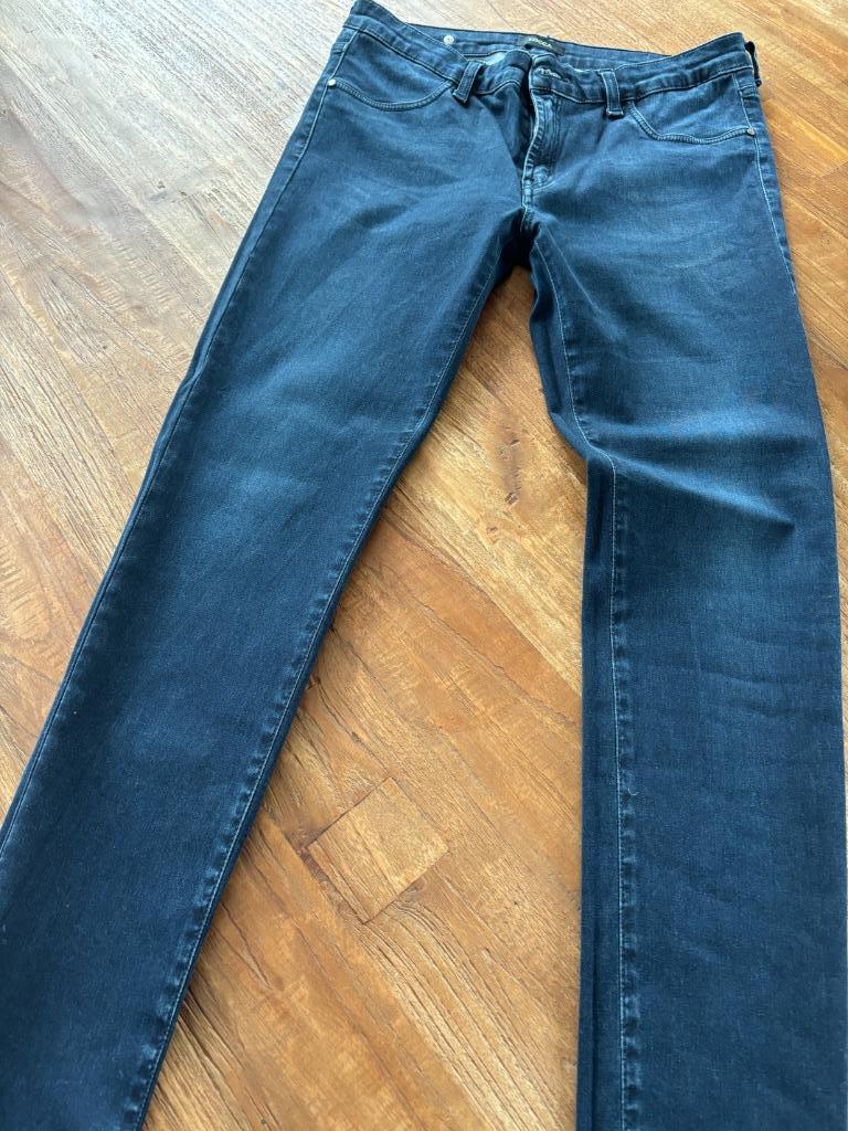 Jeans Kocca taille 32, Vêtements | Femmes, Enlèvement ou Envoi, Kocca, Comme neuf, W30 - W32 (confection 38/40)