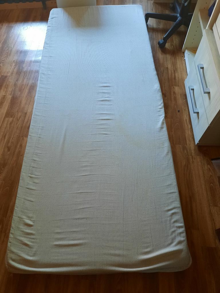 Matelas 1 personne, Maison & Meubles, Chambre à coucher | Matelas & Sommiers, Matelas, 200 cm, Une personne, Comme neuf