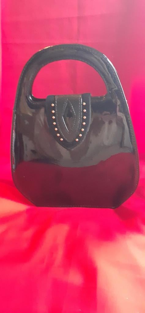 Sac de soirée en vernis noir, Bijoux, Sacs & Beauté, Sacs | Sacs Femme, Comme neuf, Sac de soirée, Noir, Enlèvement ou Envoi