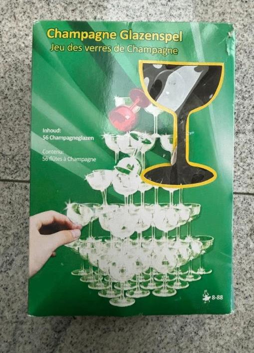 champagne glazenspel, Ophalen of Verzenden, Zo goed als nieuw, Jongen of Meisje