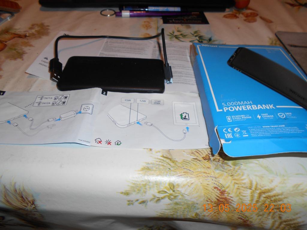 batterie pour charger smartphone, Enlèvement, Comme neuf, Trust
