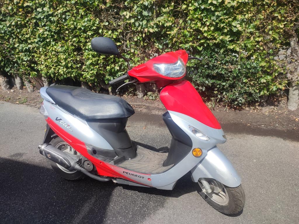 peugeot v click a klasse, Fietsen en Brommers, Scooters | Peugeot, Ophalen, Gebruikt, Klasse A (25 km/u), 49 cc