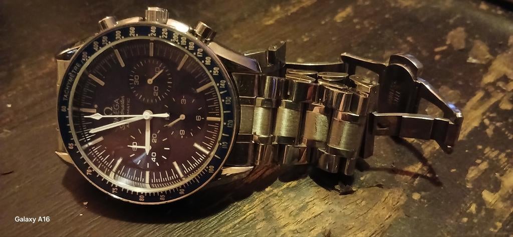 Très belle montre Omega Speedmaster Moonwatch, première Omeg, Montre-bracelet, Enlèvement ou Envoi, Omega, Acier