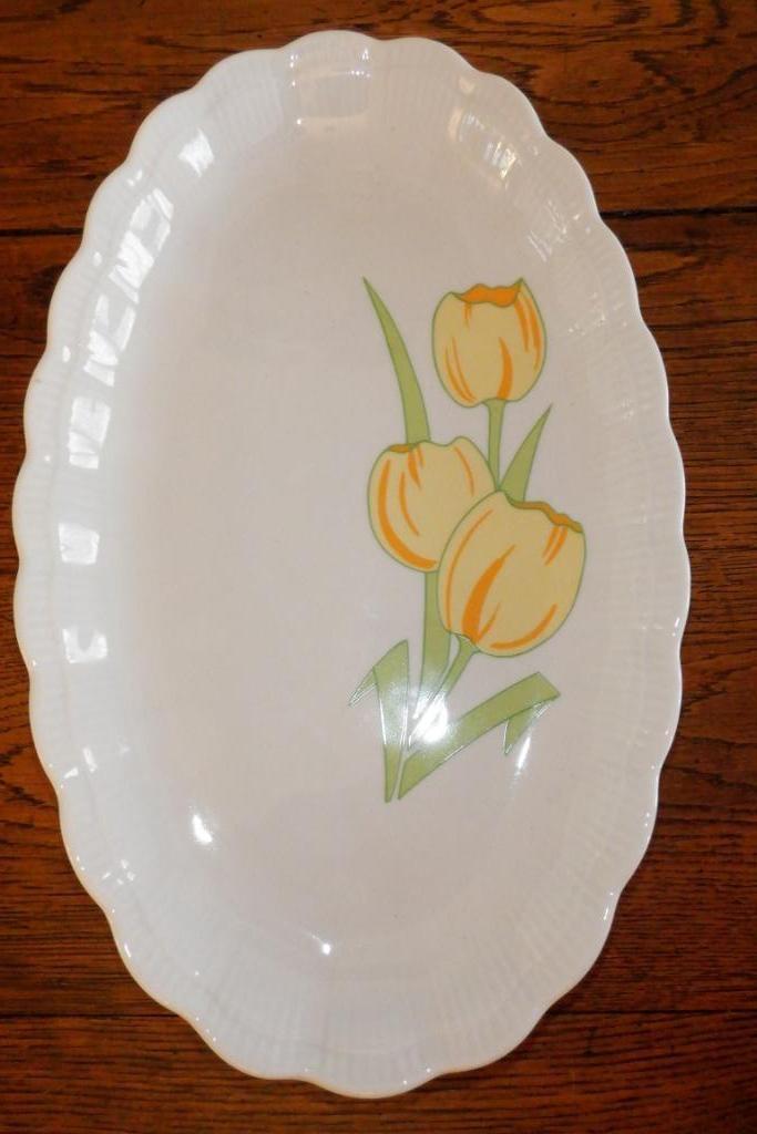 fruitschaal met gele tulpen nieuw, Huis en Inrichting, Overige materialen, Schaal, Nieuw, Ophalen of Verzenden