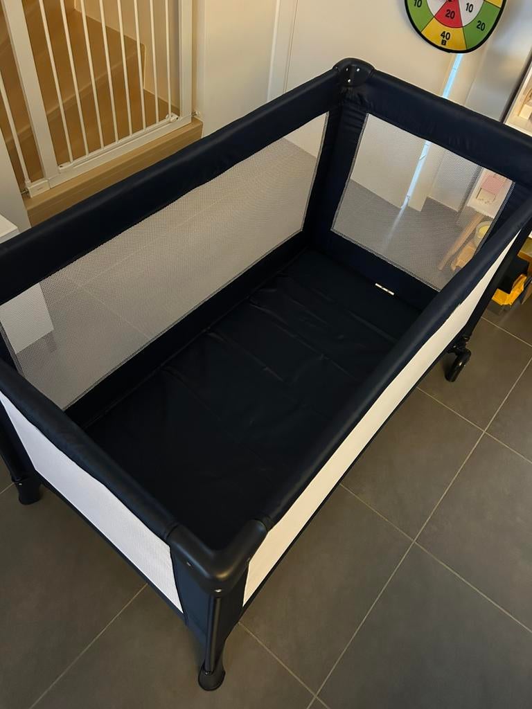 Reisbedje voor baby's / peuters (dreambee), Ophalen, Zo goed als nieuw, Reisbedje