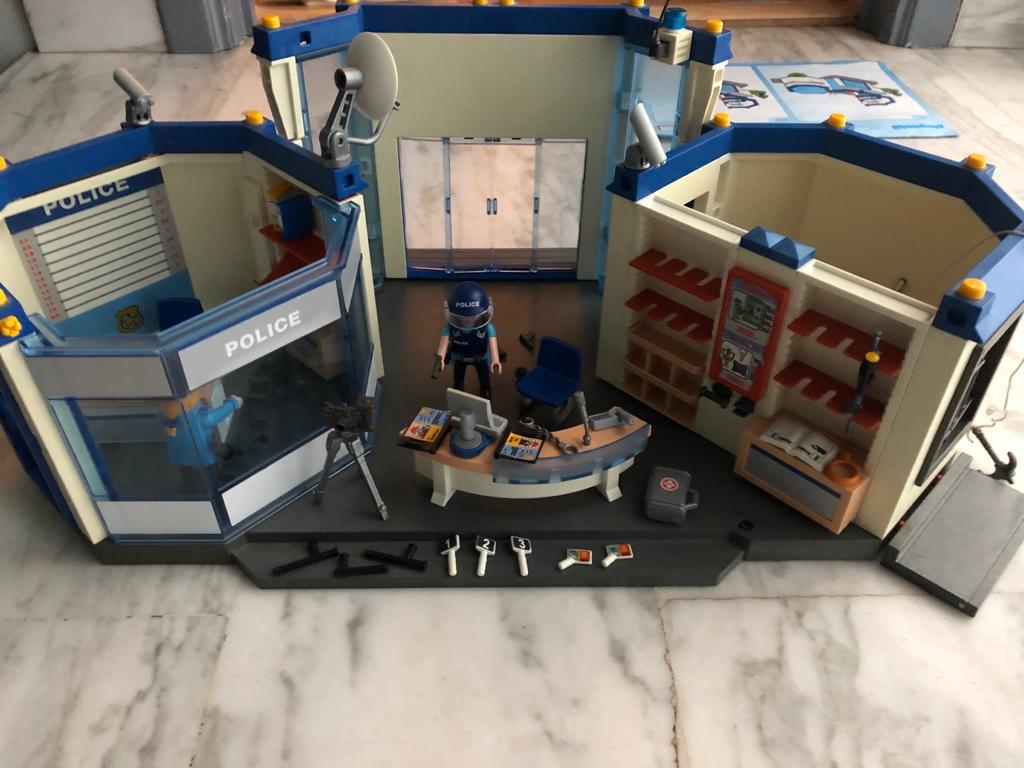 Playmobil - Commissariat de police (4263-4264), Enlèvement, Comme neuf