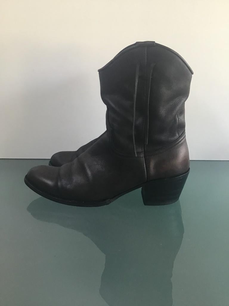 Livraison gratuite | Bottes brunes Sendra Boho 41, Vêtements | Femmes, Chaussures, Comme neuf, Boots et Botinnes, Brun, Envoi