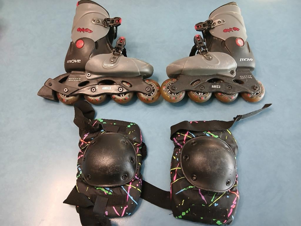 skeelers maat 36-40 merk move - met kniebeschermers, Overige merken, Gebruikt, Ophalen of Verzenden, Inline skates 4 wielen