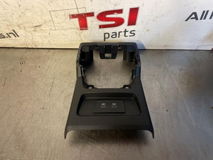 AUX/USB aansluiting van een Audi A3, Auto-onderdelen, Gebruikt, -, -, -