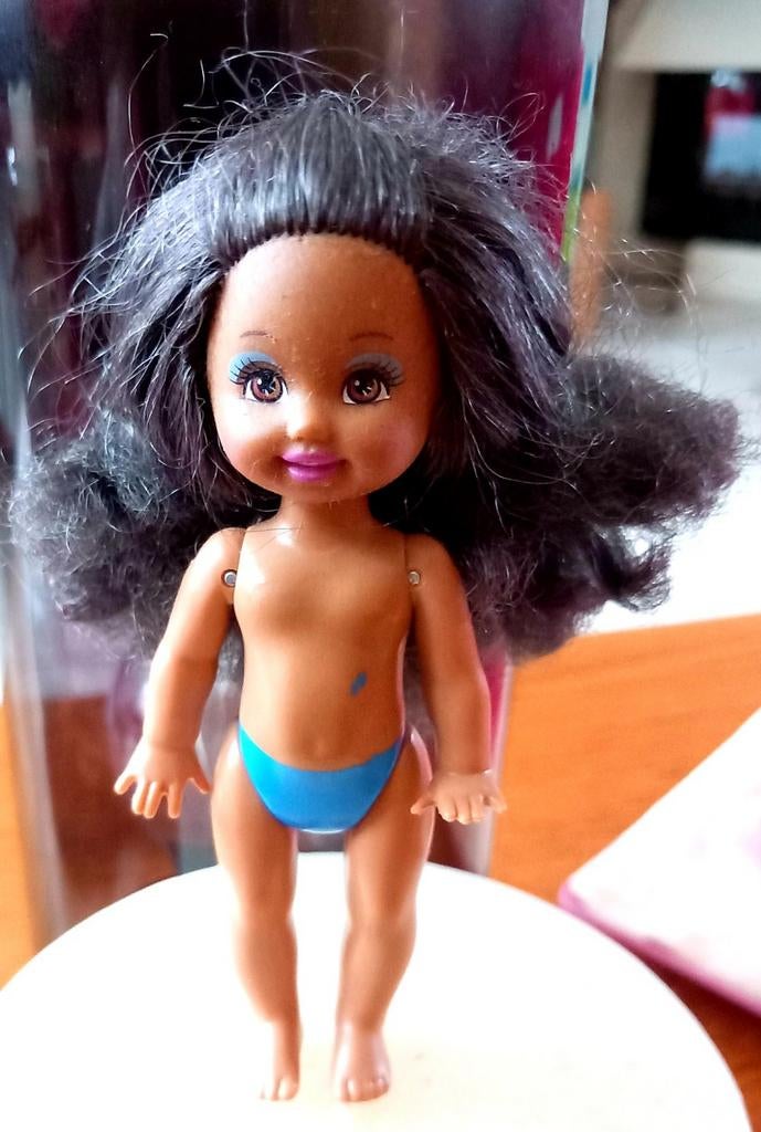 Vintage Afrikaanse MATTEL BARBIE  pop Kelly INDONESIA  1994, Ophalen