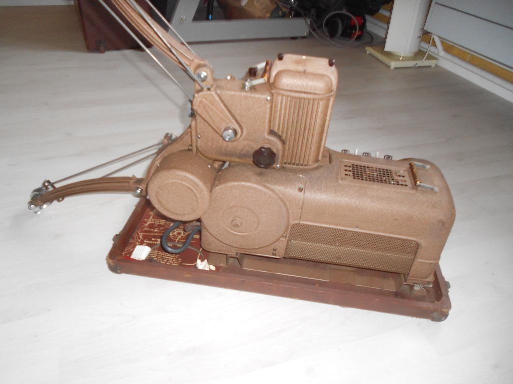 Flim Projector 16 mm, Ophalen, 1940 tot 1960, Projector