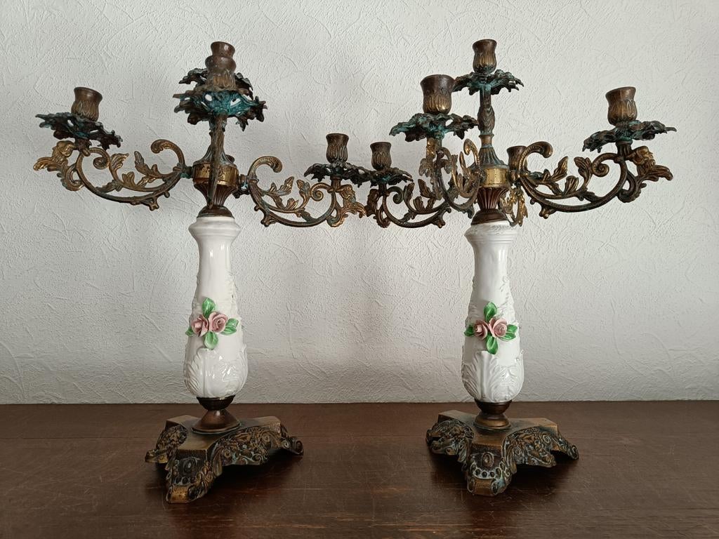 Koppel oude kandelaars 47cm hoog., Antiek en Kunst, Ophalen of Verzenden, Koper of Brons
