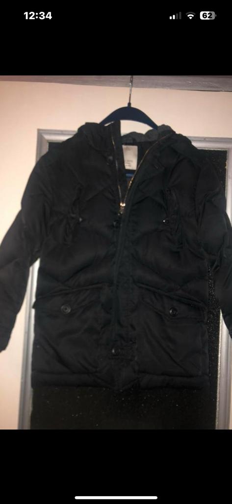 Veste / doudoune  noire garçon chaude Zara 8 ans, Autres tailles, Porté, Noir, Enlèvement ou Envoi