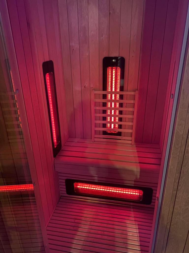 Matériel wellness sauna infrarouges et hammam, Ophalen, Zo goed als nieuw