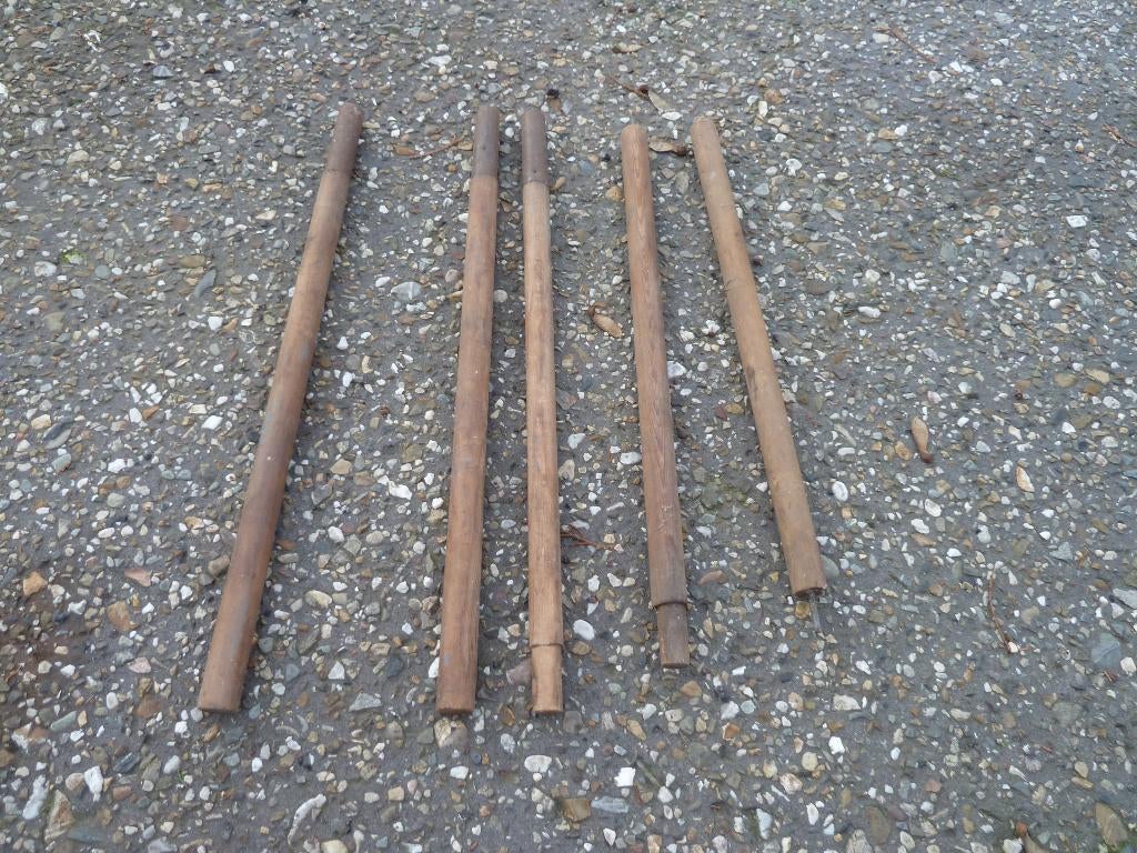 ANTIEKE  HOUTEN TENTSTOKKEN, Ophalen