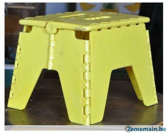 tabouret marche pied pliable en plastique dur, Maison & Meubles, Enlèvement ou Envoi, Utilisé