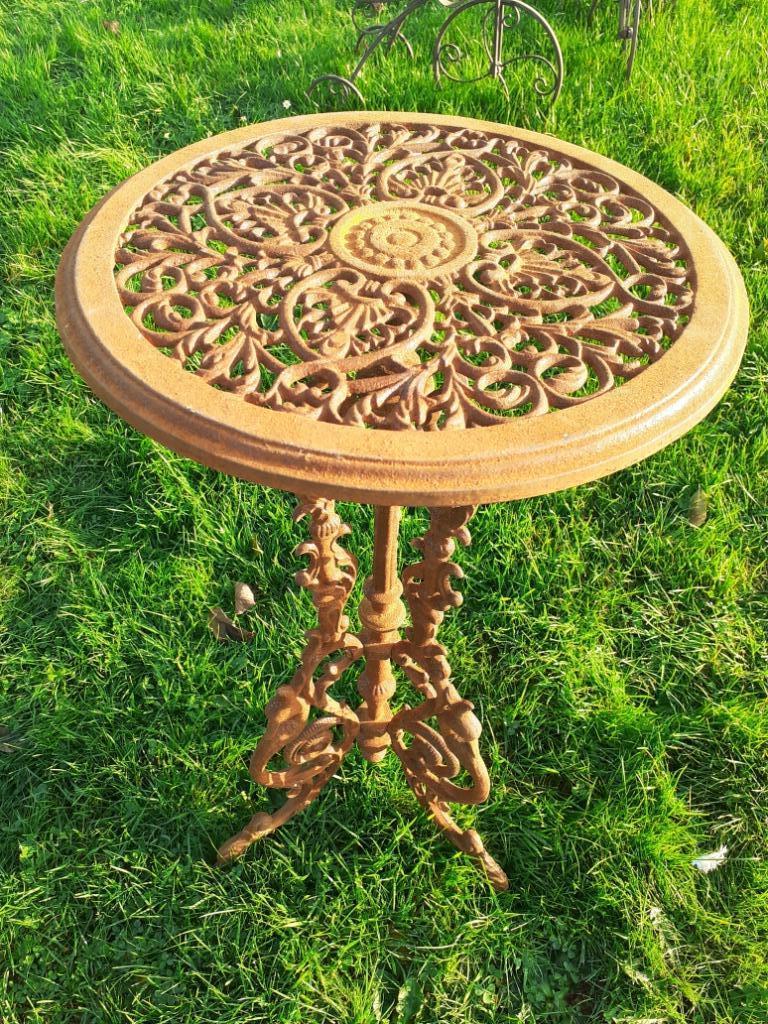 TABLE,GUERIDON DE JARDIN EN FONTE PATINEE, Enlèvement, Neuf, Autres matériaux, Autres types