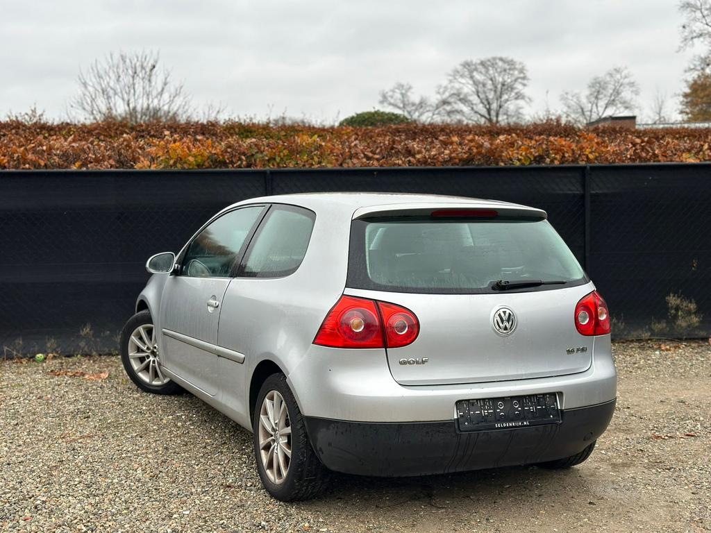 Volkswagen Golf 1.6 Benzine / Sportline / Airco / 650€, Auto's, Stof, Bedrijf, Golf, Euro 4