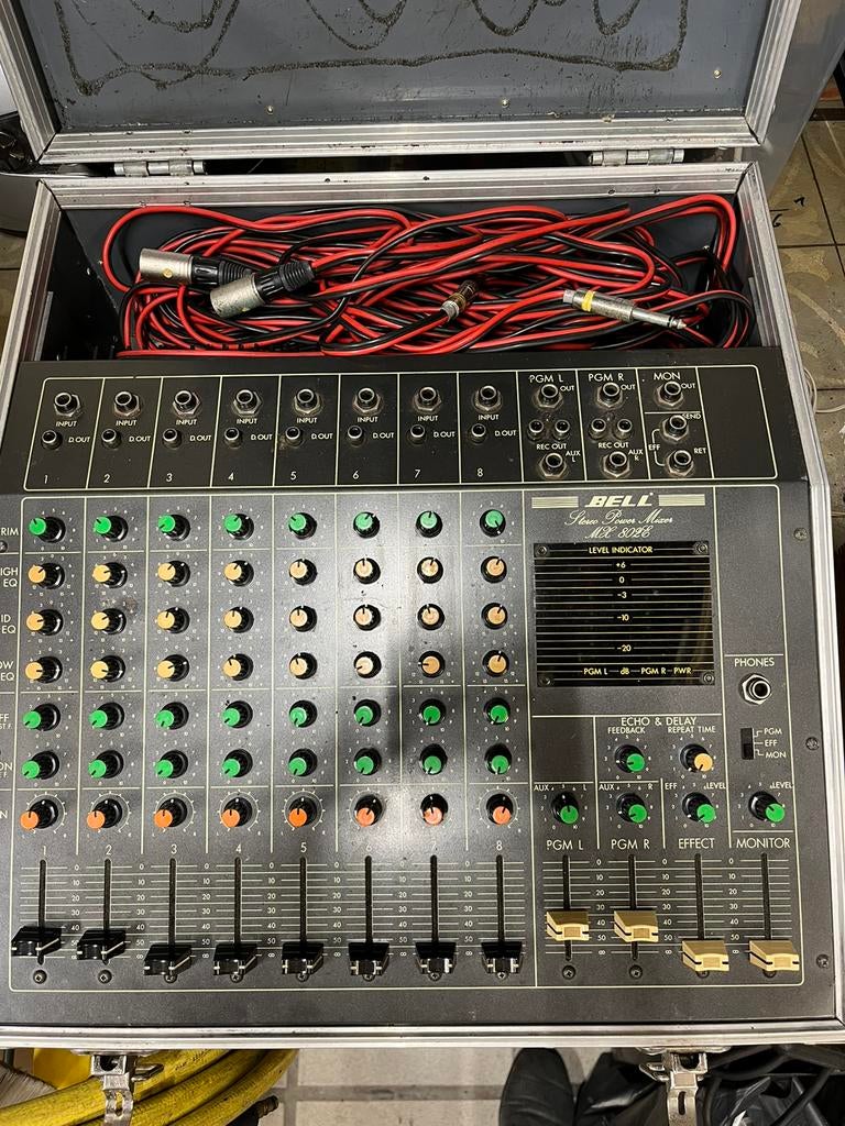 Kleine PA of muziek installatie met  dynacor luidsprekers, Enlèvement, Utilisé